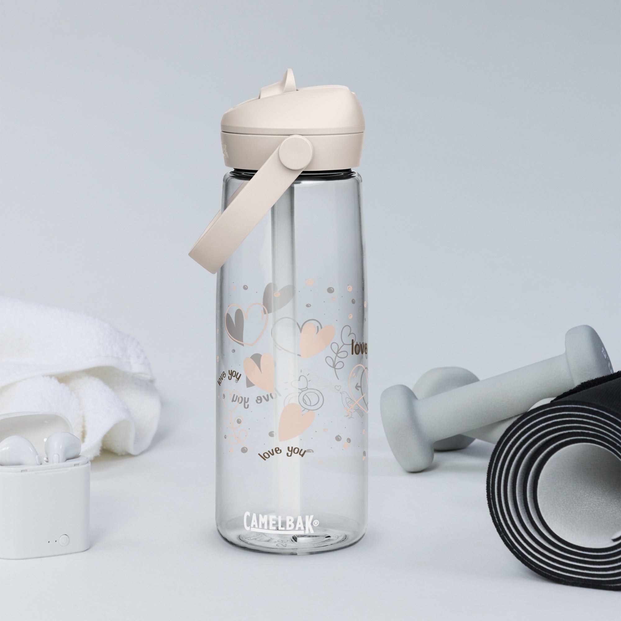 Cute Hearts Flip Straw Water Bottle | Gallory Hive