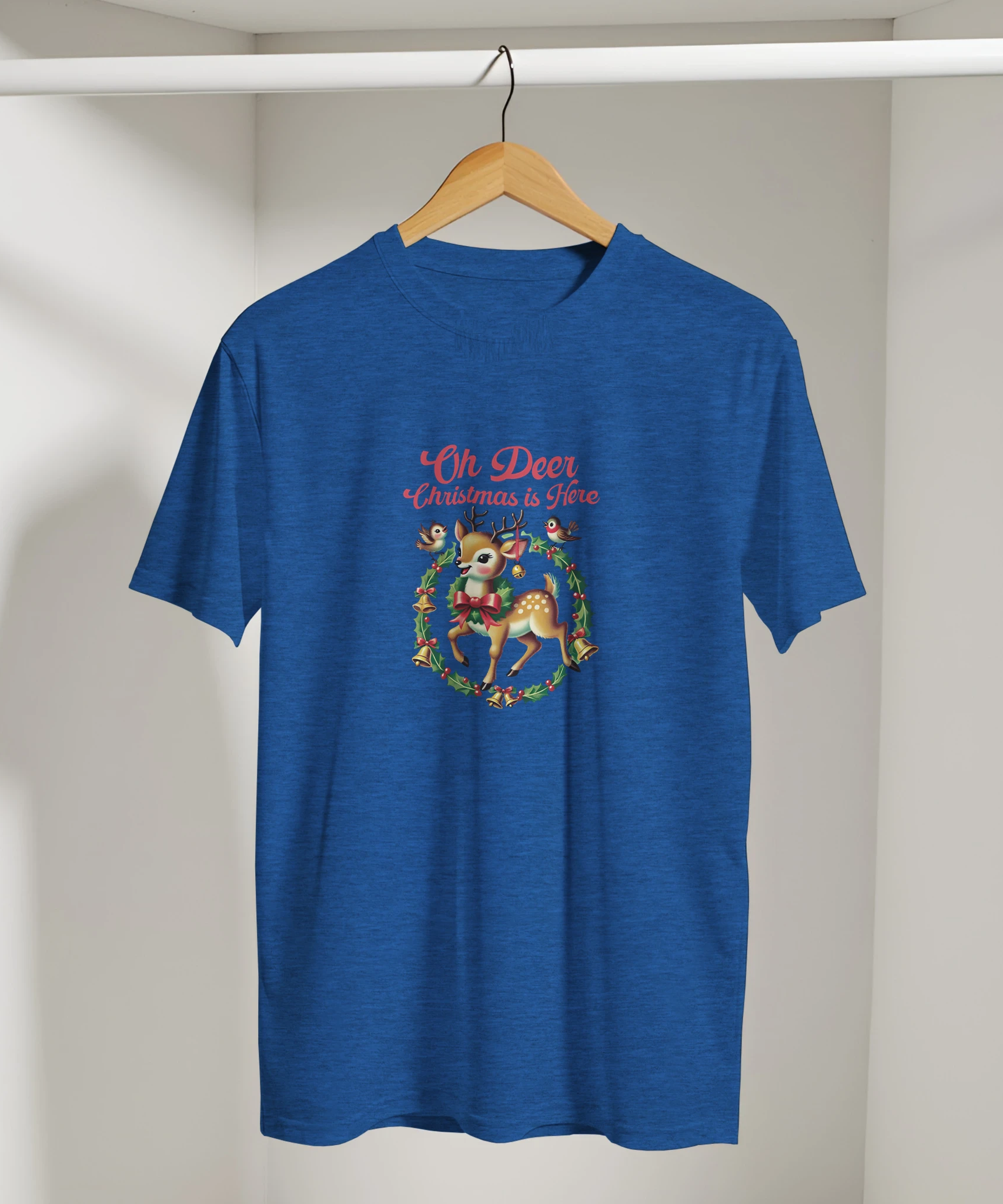 Cute Retro Reindeer Christmas T-Shirt | Gallory Hive