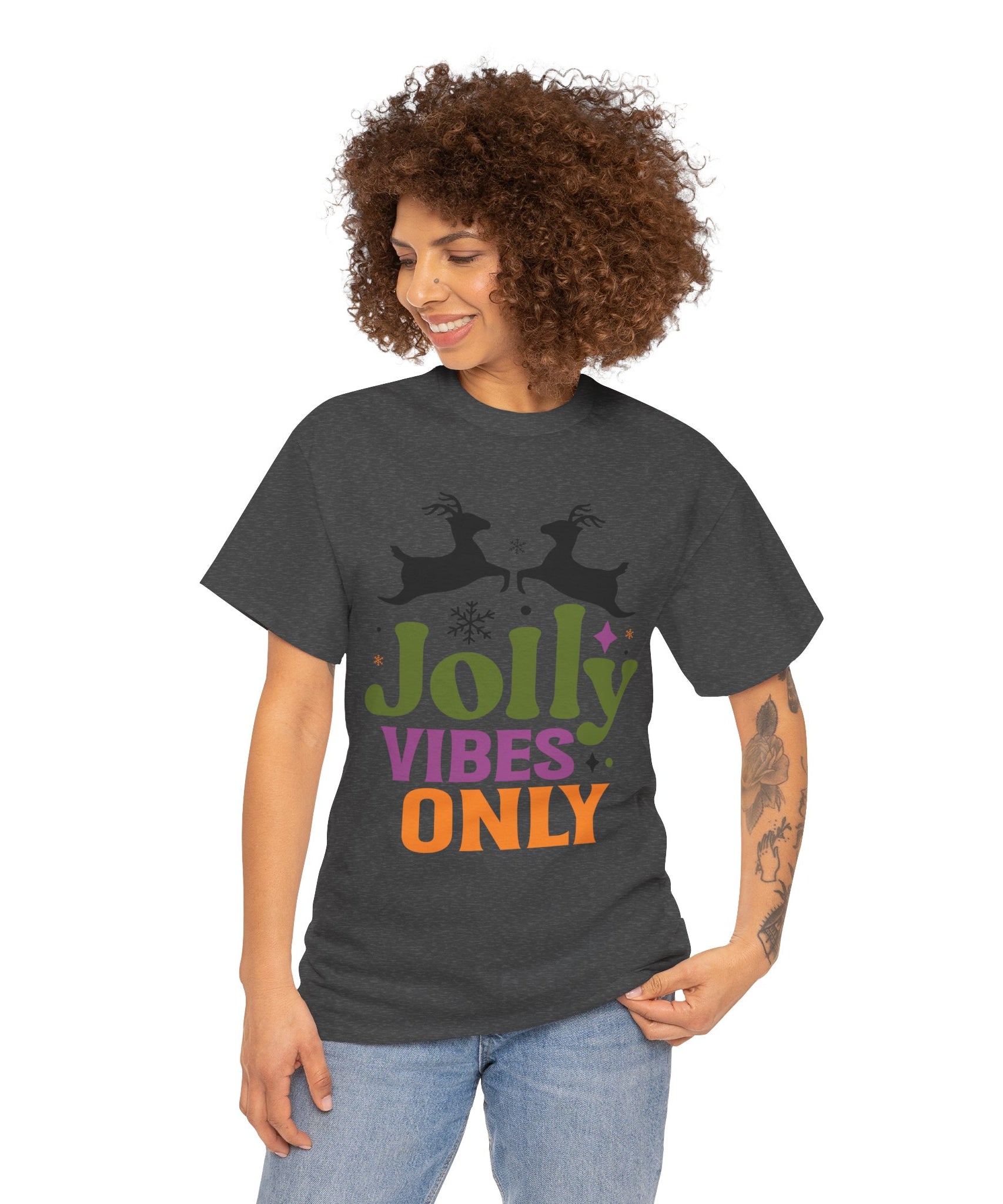 Jolly Vibes Only Retro Christmas Tee | Gallory Hive