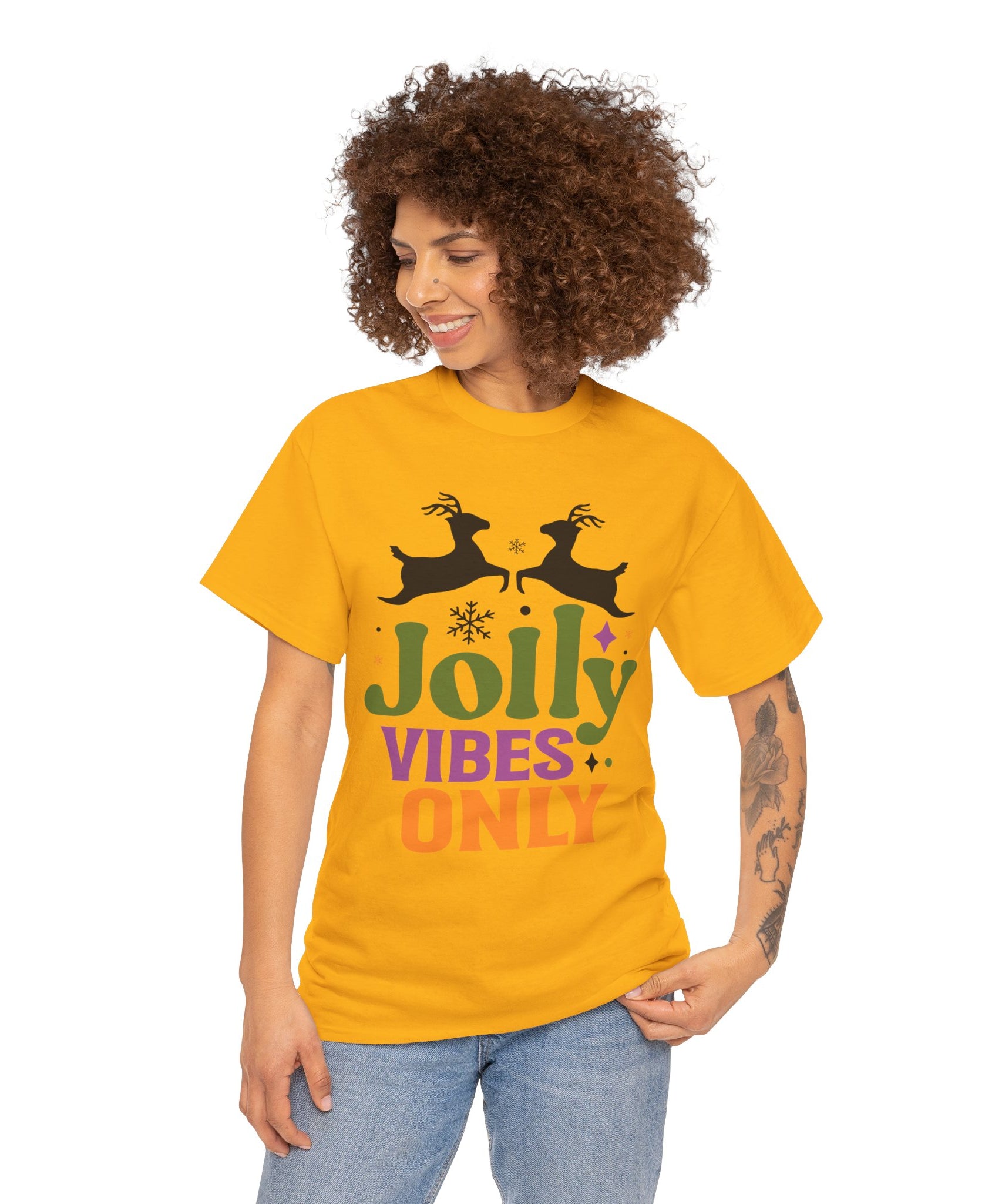 Jolly Vibes Only Retro Christmas Tee | Gallory Hive