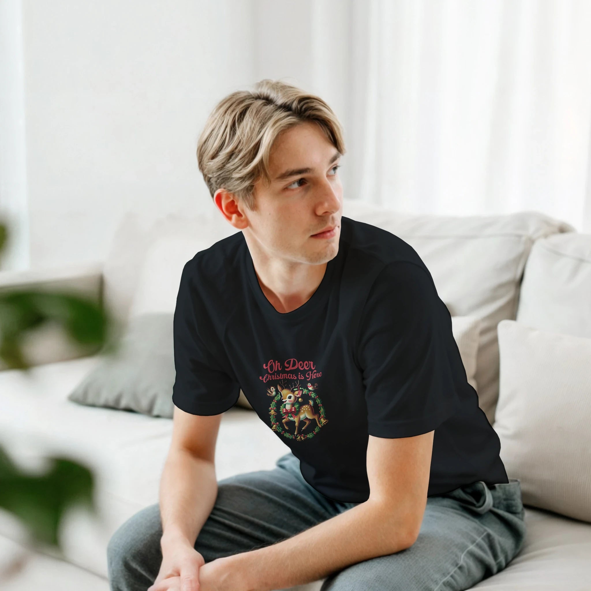 Cute Retro Reindeer Christmas T-Shirt | Gallory Hive