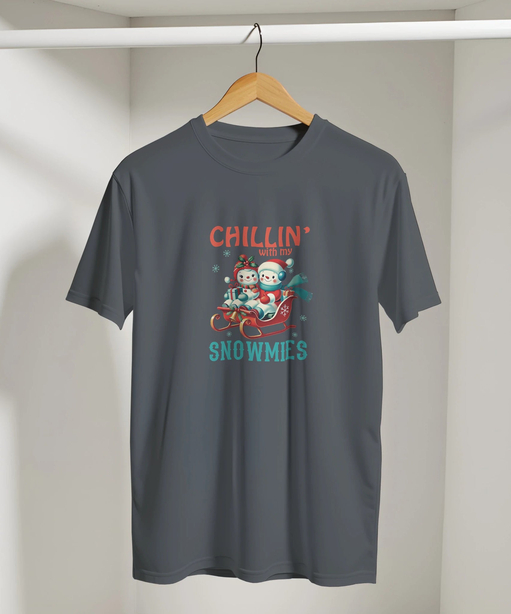 Retro Snowman Holiday Christmas T-Shirt | Gallory Hive