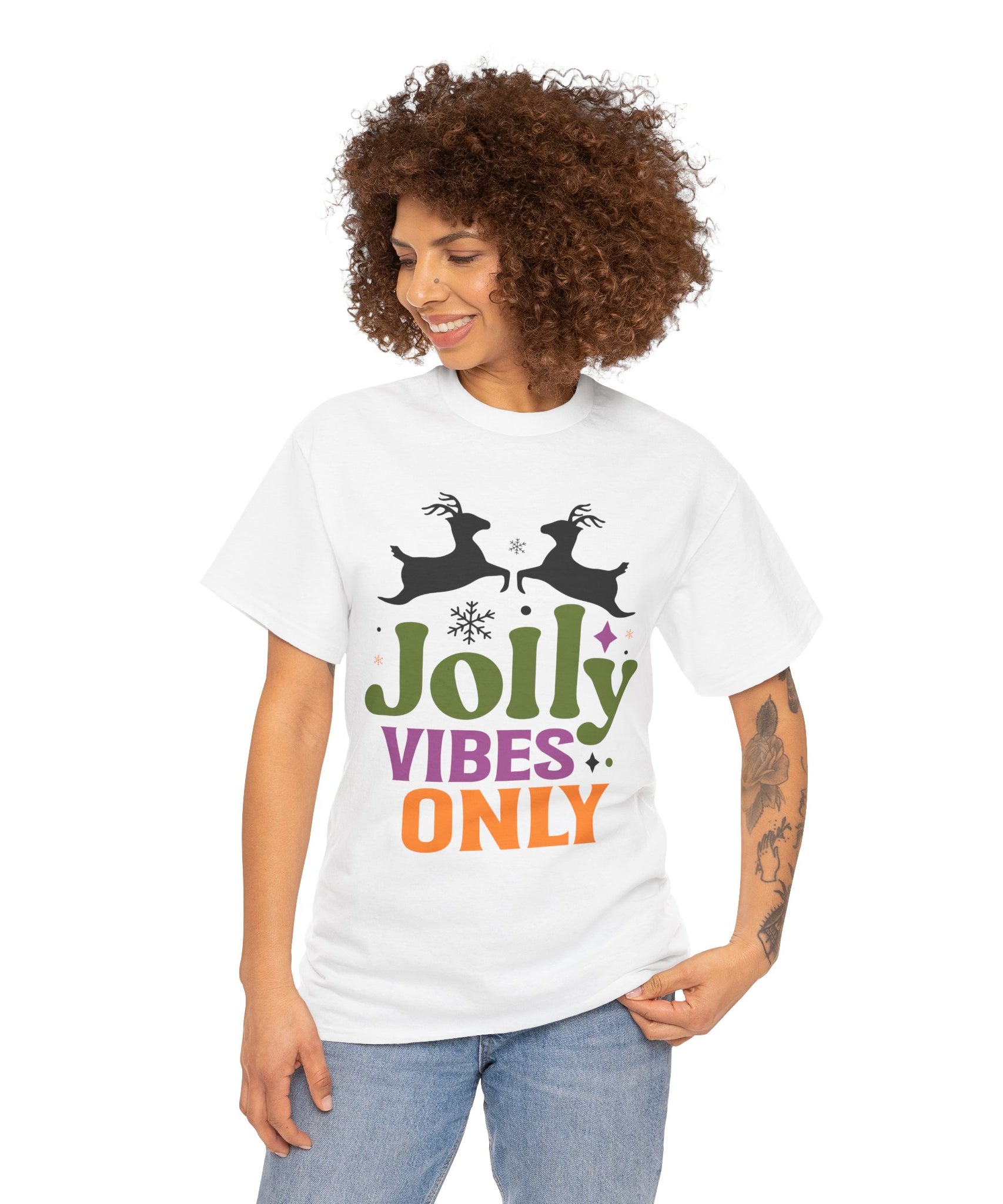 Jolly Vibes Only Retro Christmas Tee | Gallory Hive