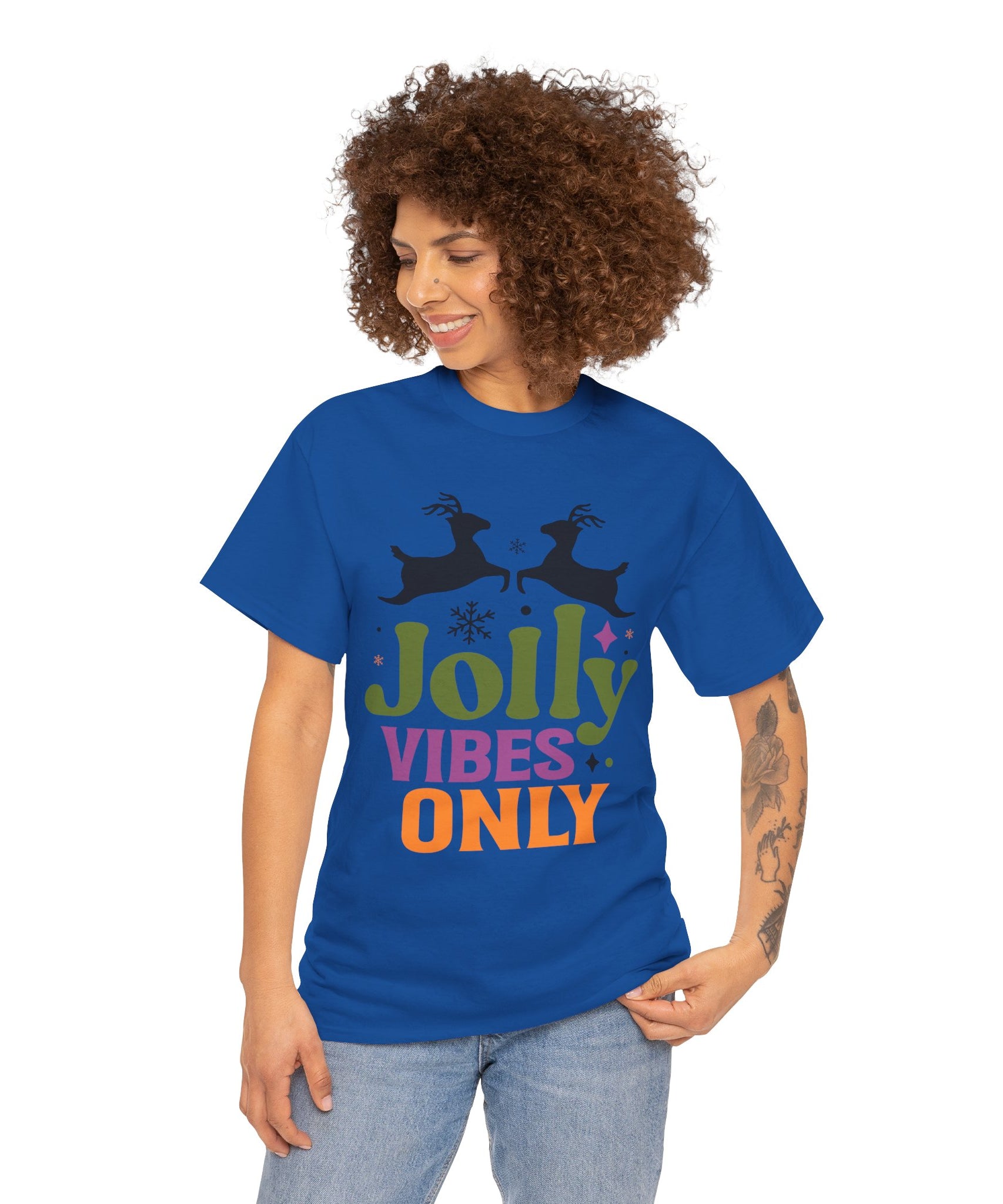 Jolly Vibes Only Retro Christmas Tee | Gallory Hive