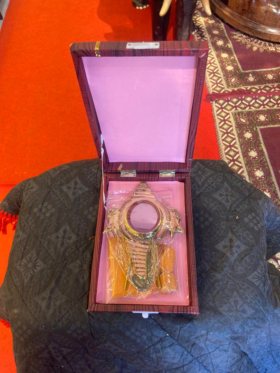 Aranmula Kannadi Brass Mirror | Gallory Hive