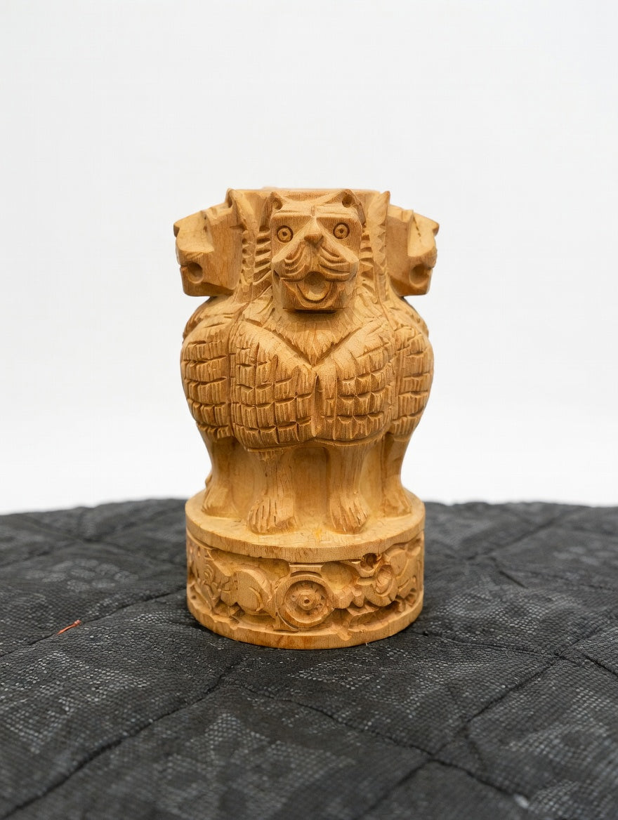 Hand-Carved Wooden Pen Holder – Lion, Elephant & Deer | Gallory Hive
