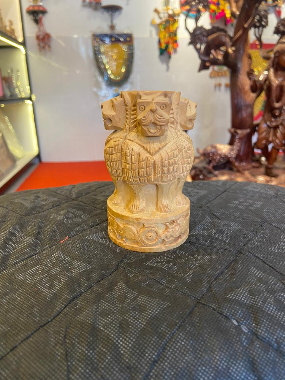 Hand-Carved Wooden Pen Holder – Lion, Elephant & Deer | Gallory Hive