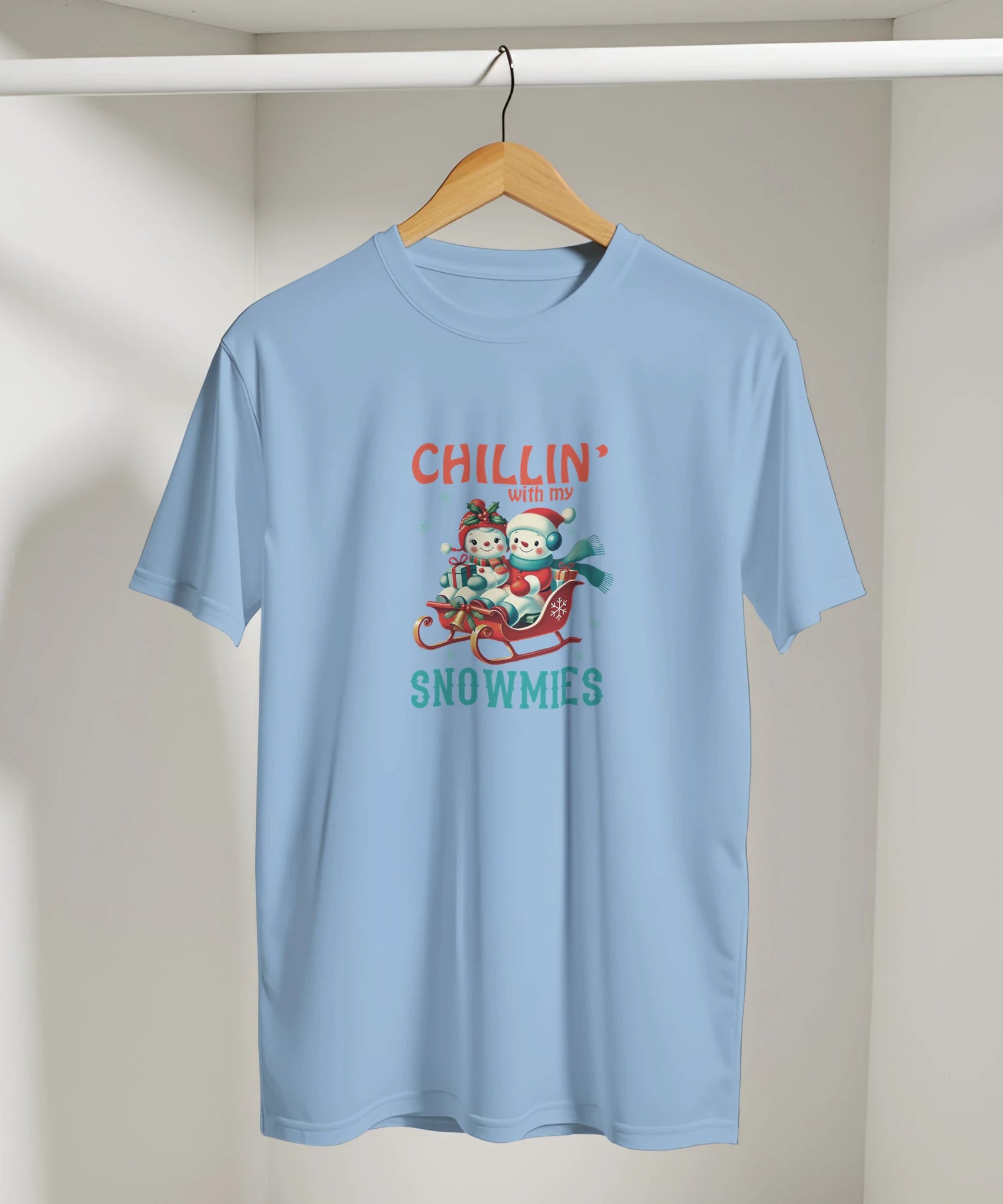 Retro Snowman Holiday Christmas T-Shirt | Gallory Hive