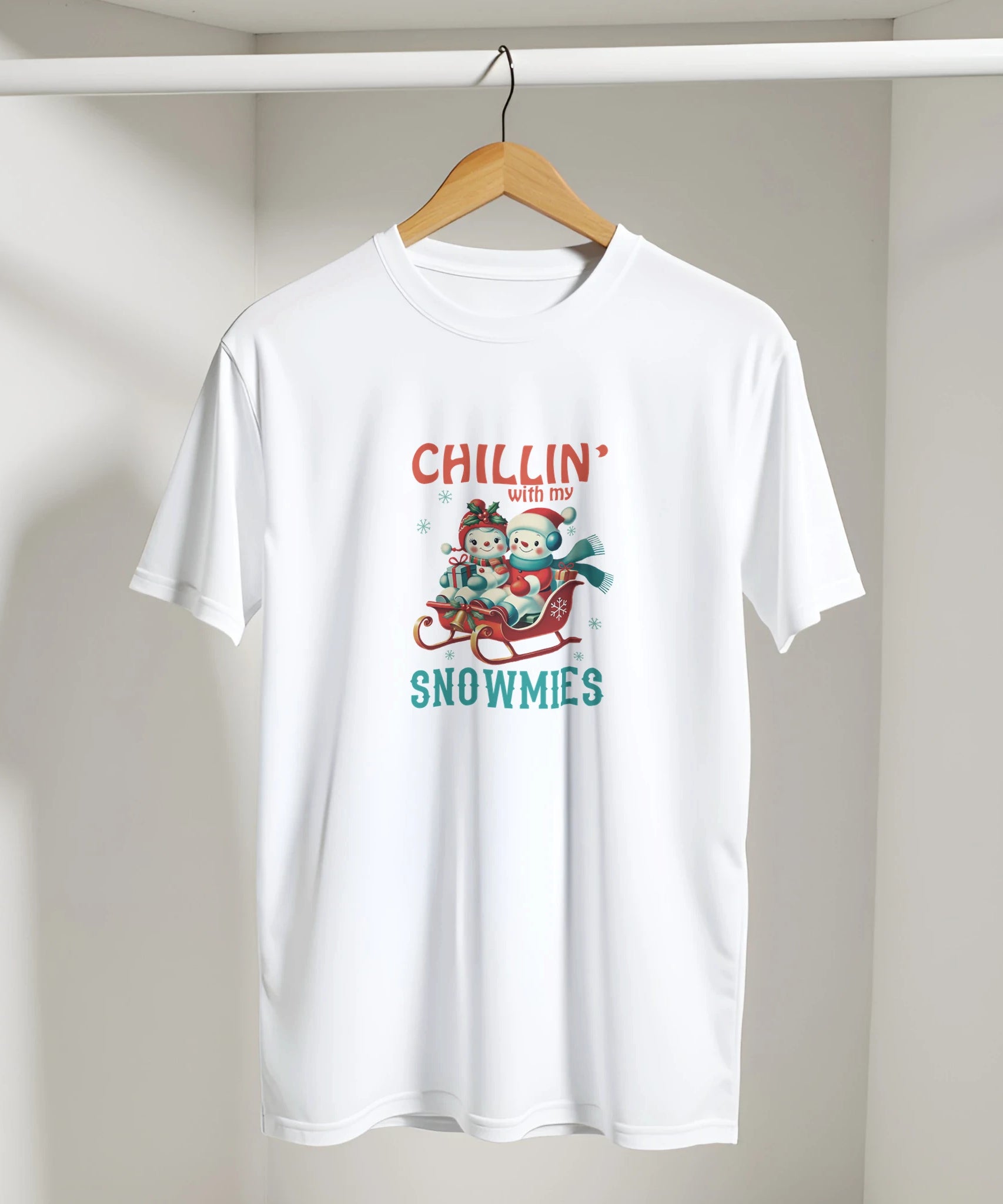 Retro Snowman Holiday Christmas T-Shirt | Gallory Hive