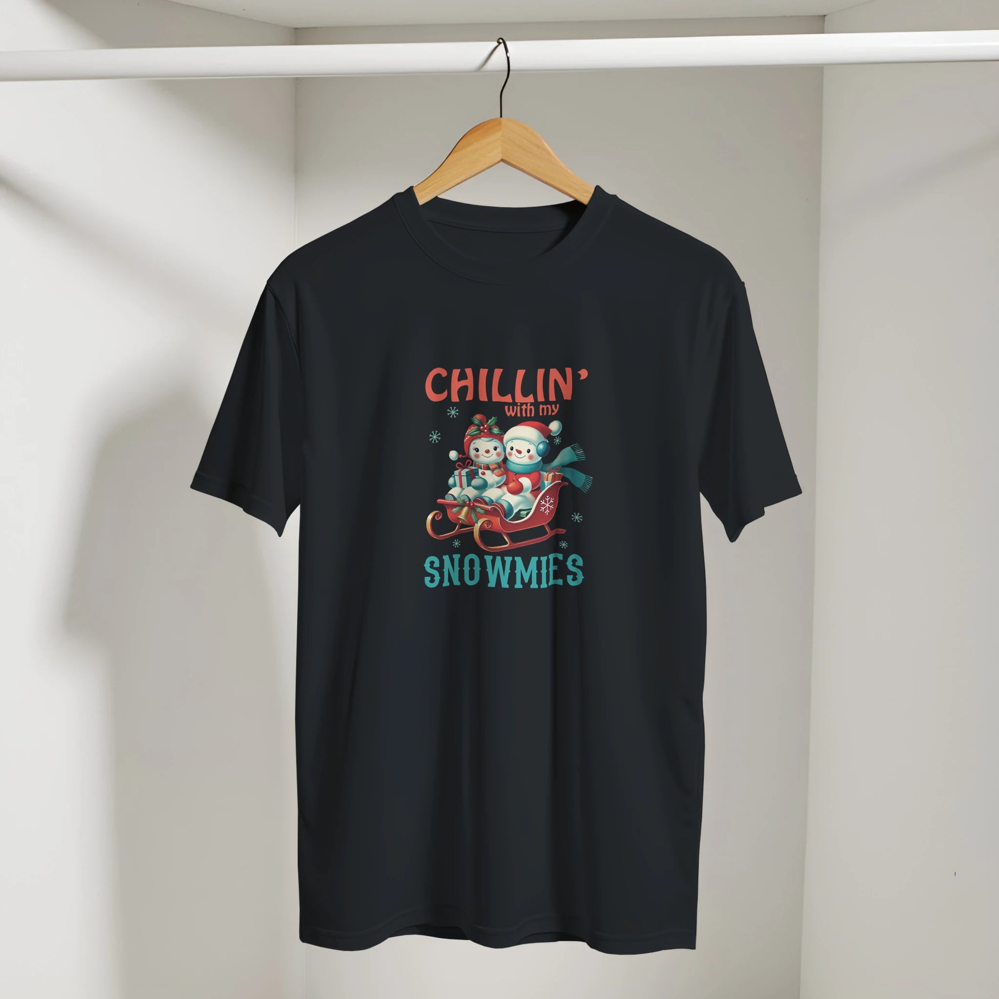 Retro Snowman Holiday Christmas T-Shirt | Gallory Hive