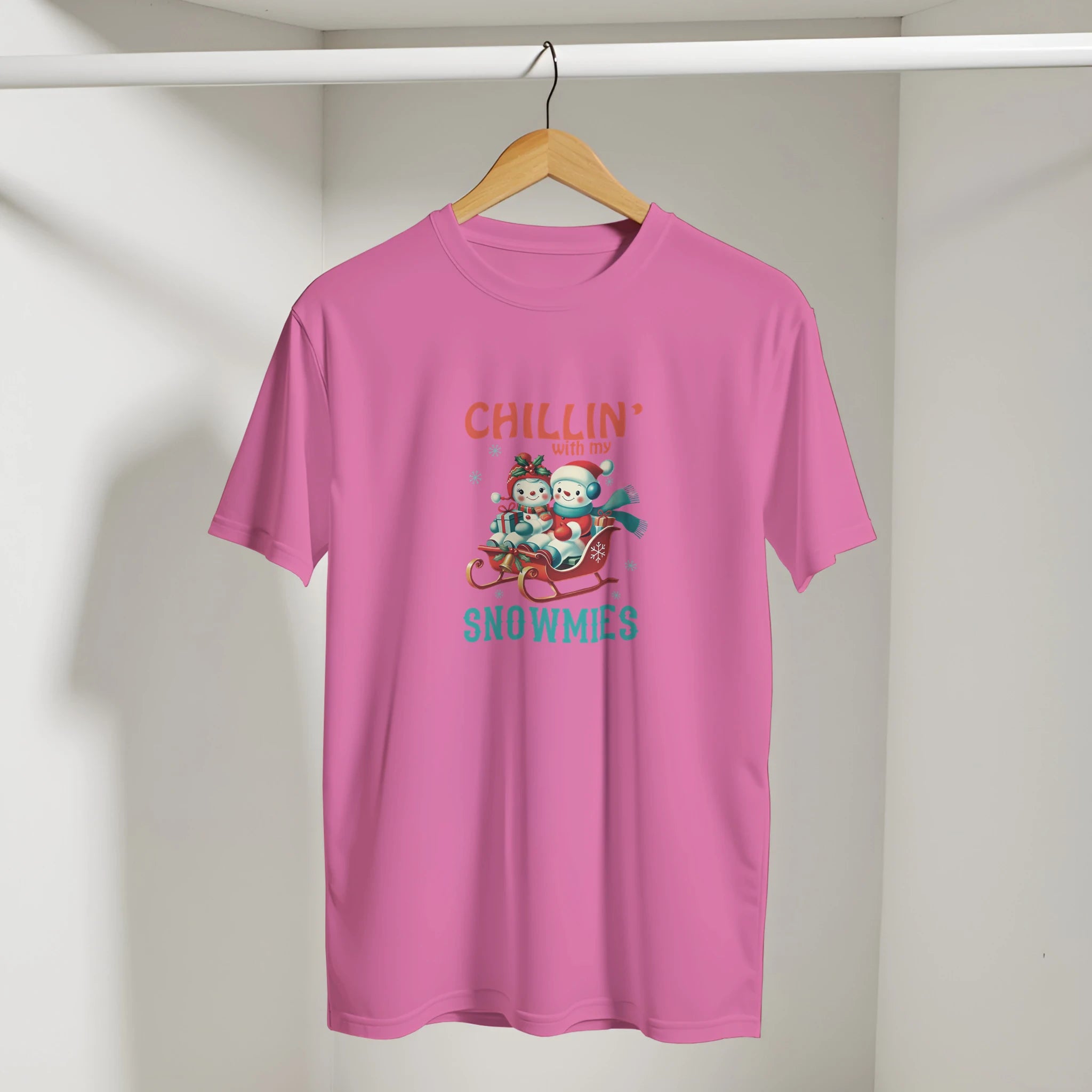 Retro Snowman Holiday Christmas T-Shirt | Gallory Hive