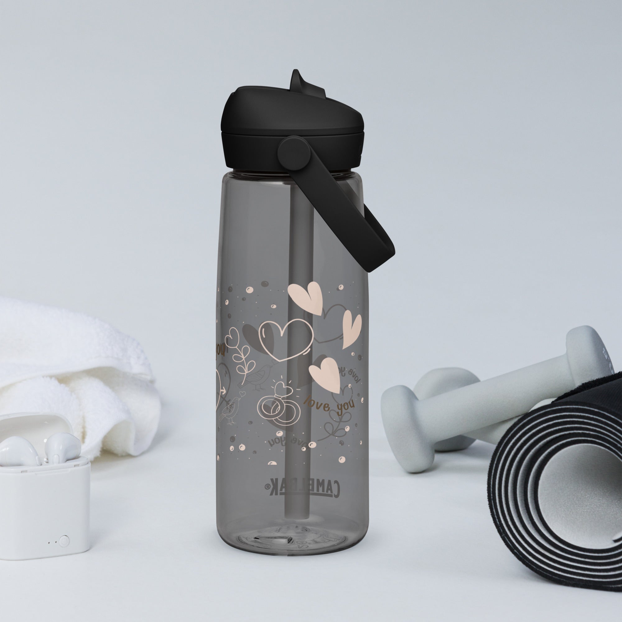 Cute Hearts Flip Straw Water Bottle | Gallory Hive