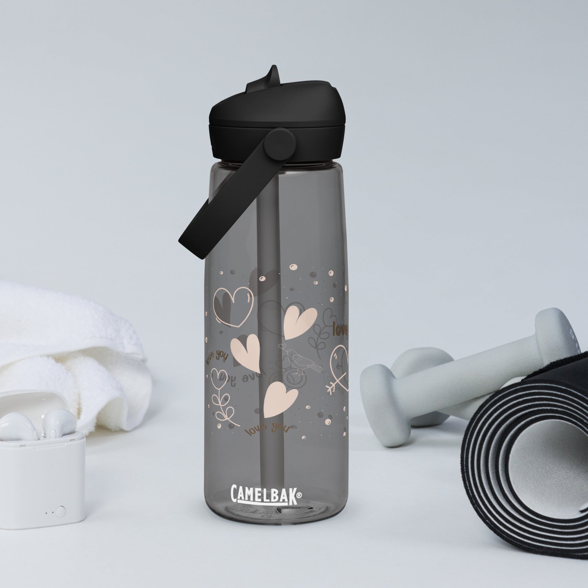 Cute Hearts Flip Straw Water Bottle | Gallory Hive