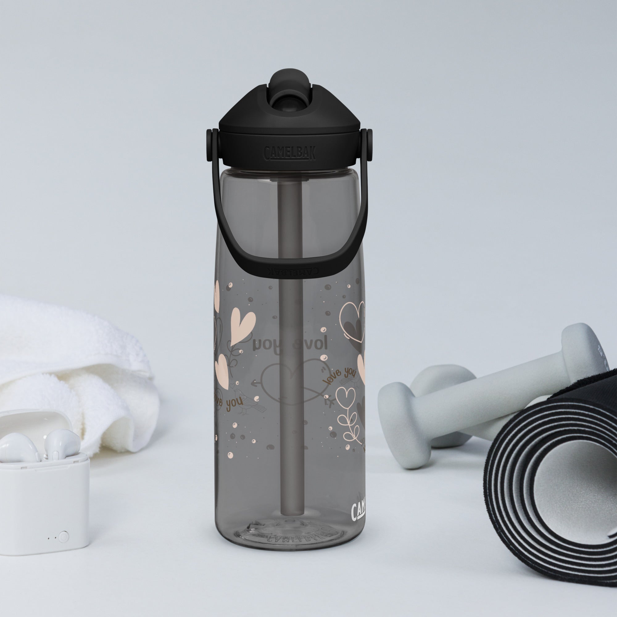 Cute Hearts Flip Straw Water Bottle | Gallory Hive