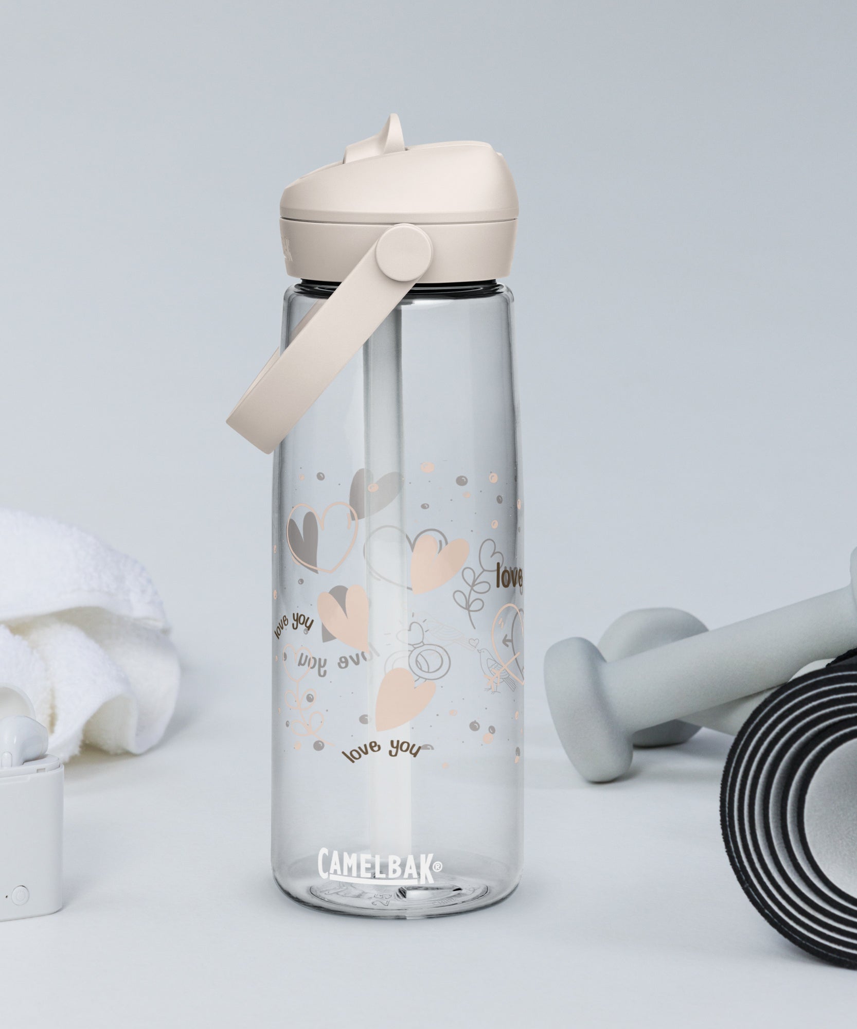 Cute Hearts Flip Straw Water Bottle | Gallory Hive