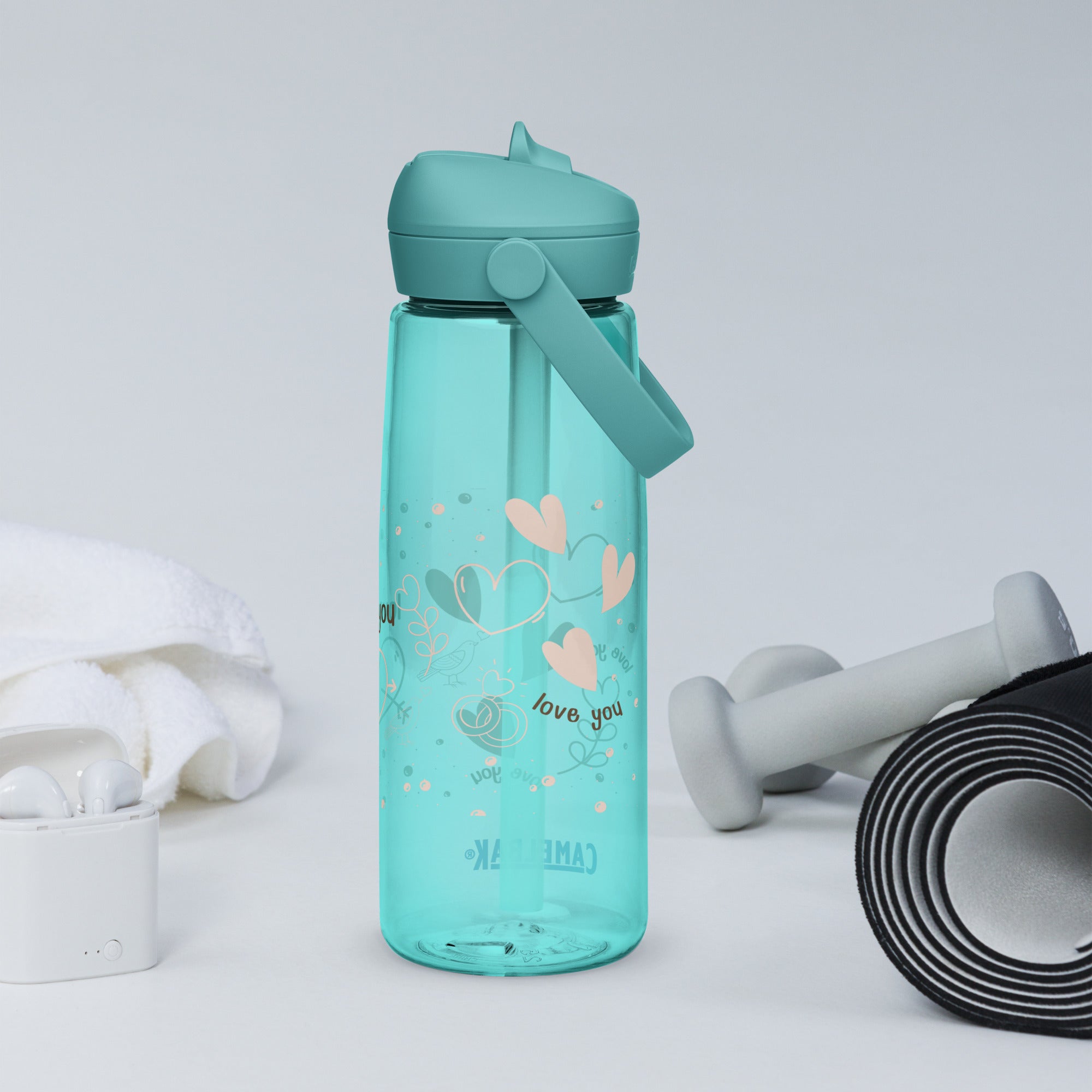 Cute Hearts Flip Straw Water Bottle | Gallory Hive