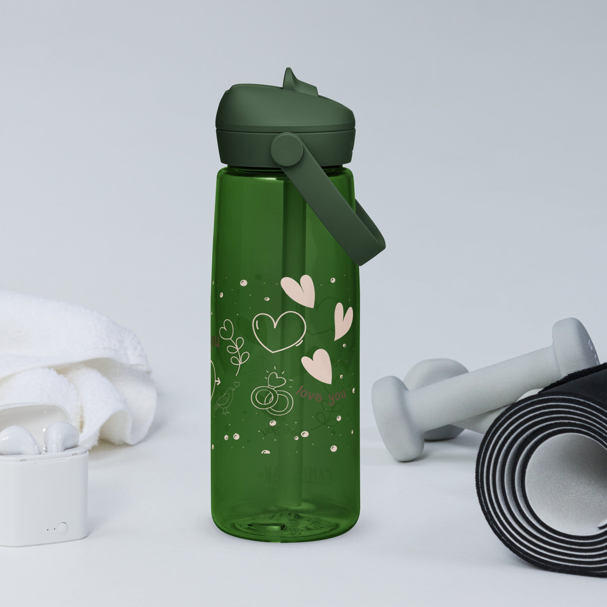 Cute Hearts Flip Straw Water Bottle | Gallory Hive