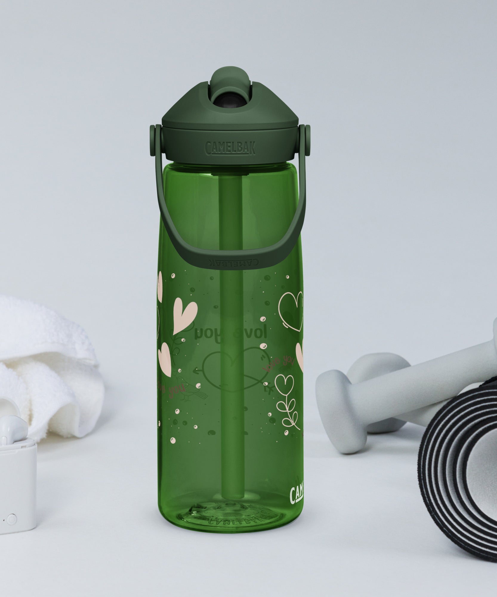 Cute Hearts Flip Straw Water Bottle | Gallory Hive