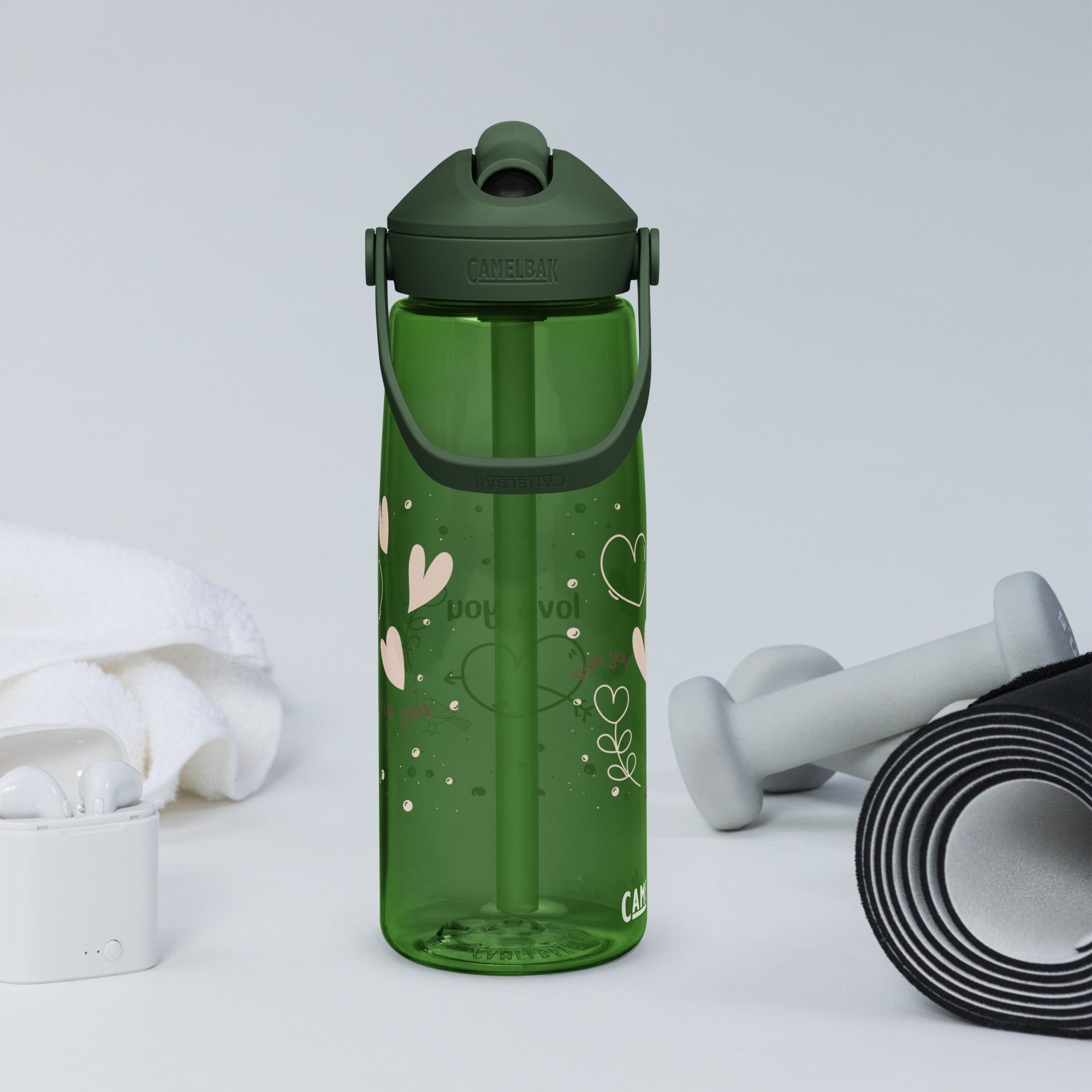 Cute Hearts Flip Straw Water Bottle | Gallory Hive