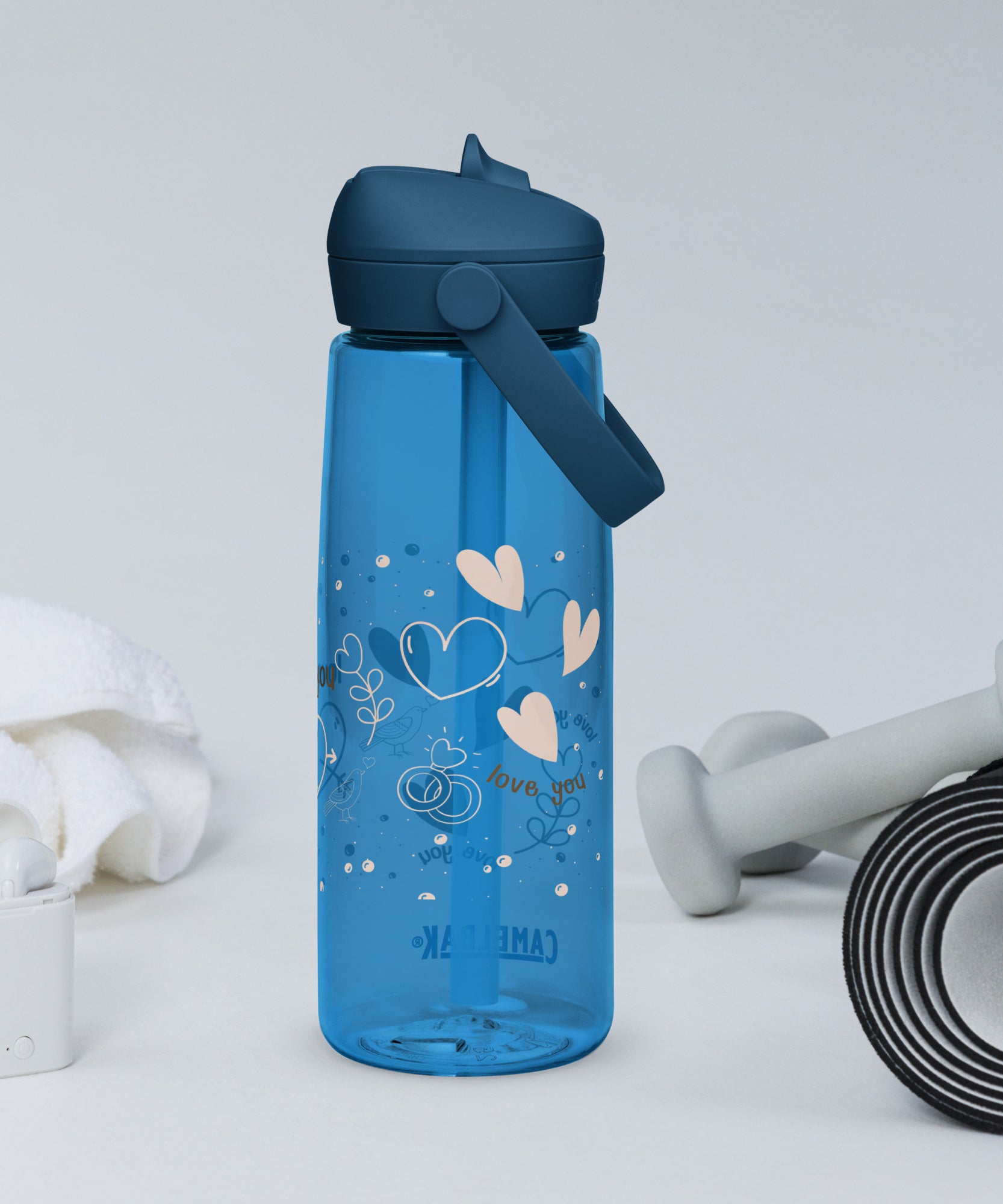 Cute Hearts Flip Straw Water Bottle | Gallory Hive