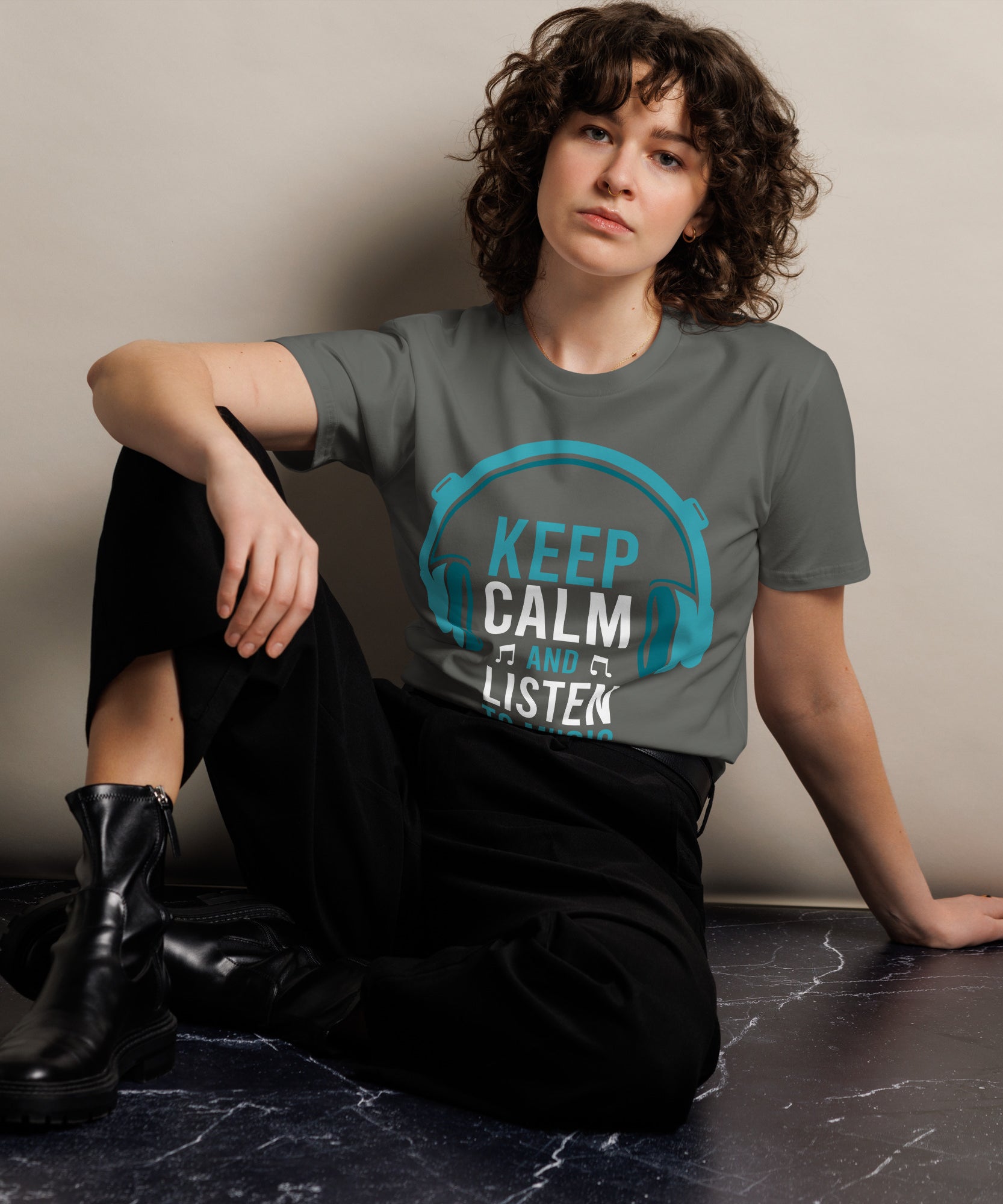 Keep Calm Listen Music Lover T-Shirt | Gallory Hive