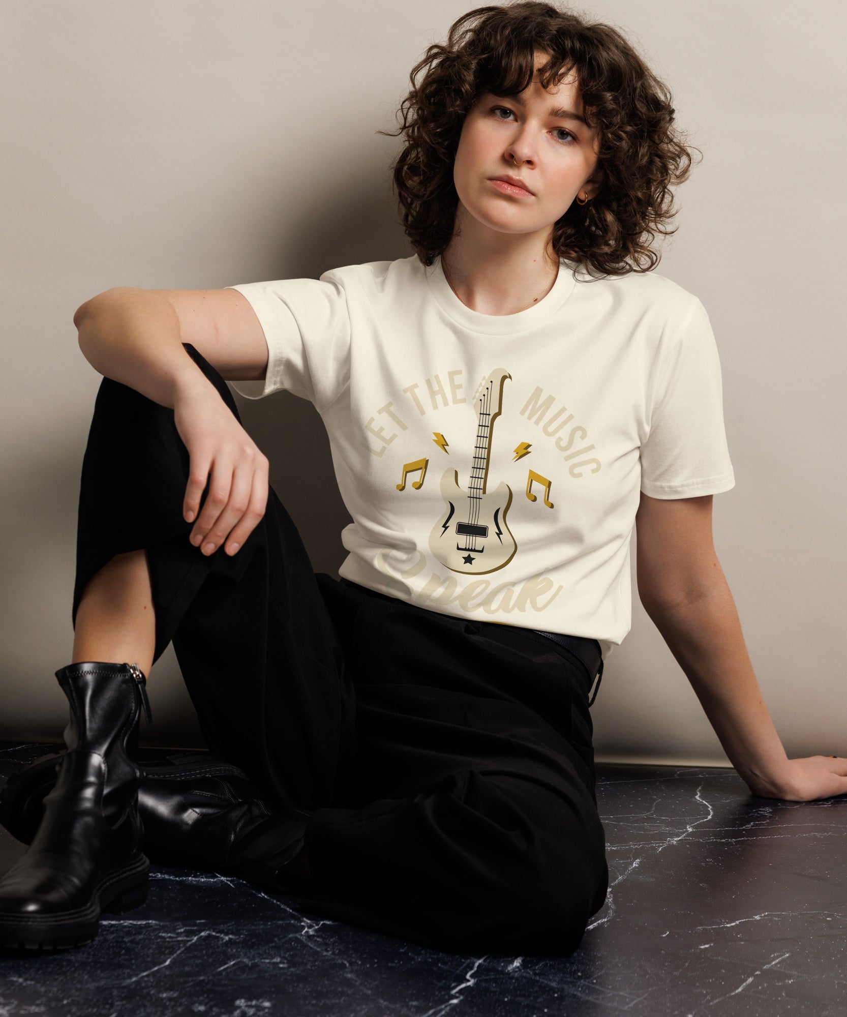 Let the Music Speak Guitar T-Shirt | Gallory Hive